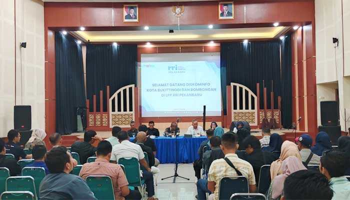 62 Wartawan bersama Diskominfo Kota Bukittinggi Studi Tiru ke Provinsi Riau