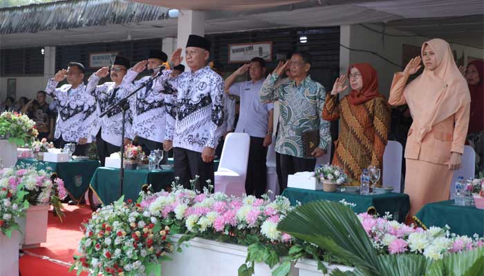 Peringatan HUT PGRI ke-60 dan Hari Guru Nasional di Kabupaten Asahan