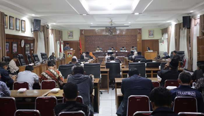 Suasana sidang paripurna DPRD Bukittinggi.