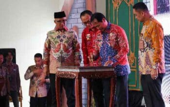 Pj Bupati Lampung Barat, Nukman Resmikan Gedung Perpustakaan dan Kearsipan Daerah