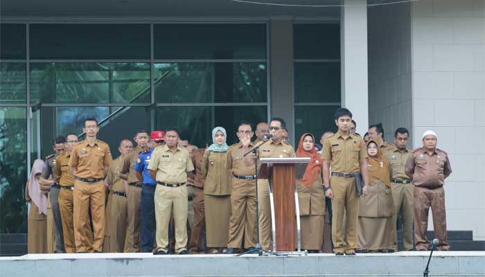 Pj Sekda Bukittinggi, Al Amin oimpin apel gabungan awal tahun 2025