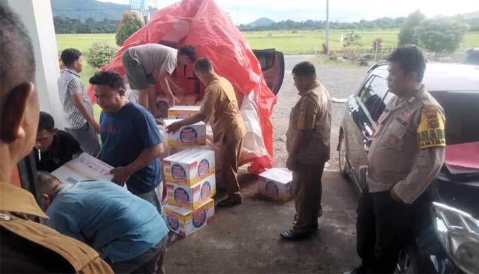 Pemprov Sumbar salurkan bantuan untuk warga terdampak banjir di Duku, Kabupaten Pesisir Selatan