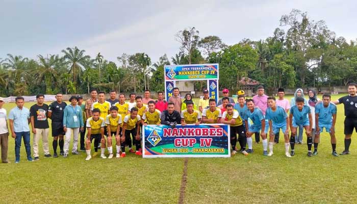 Pembukaan Open Turnamen Sepak Bola Nankobes Cup IV di Nagari Sungai Duo, Kabupaten Dharmasraya