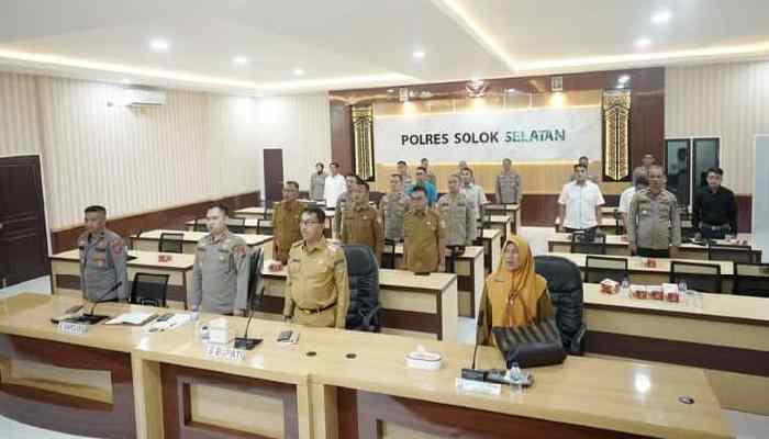 Acara pisah sambut Kapolres Solok Selatan