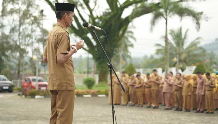 Yulian Efi memimpin Apel Gabungan ASN