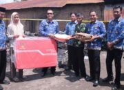 Pemko Payakumbuh Serahkan Bantuan bagi Korban Kebakaran di Jalan Pacuan