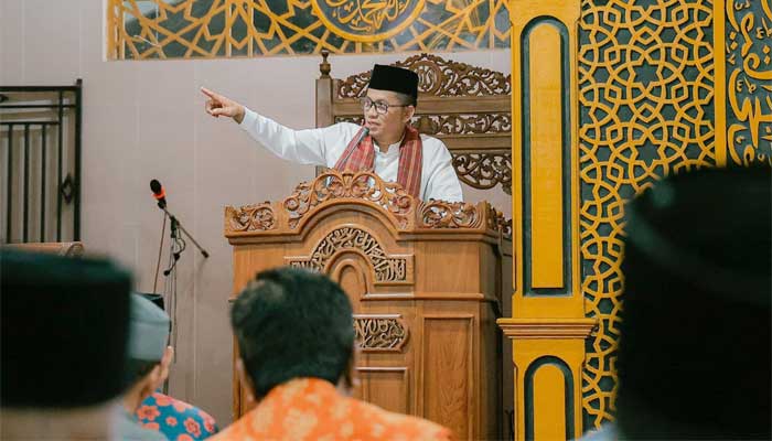 Wakil Ketua DPRD Sumbar, Evi Yandri Rajo Budiman Safari Ramadan di Masjid M. Nur Padang