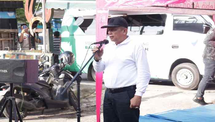 Wakil Wali Kota Payakumbuh, Elzadaswarman, membuka Pasa Pabukoan 2025