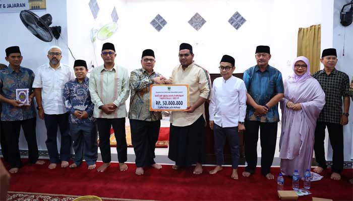Ketua DPRD Sumbar, Muhidi Safari Ramadan di Masjid Al-Ikhlas Batipuh Panjang
