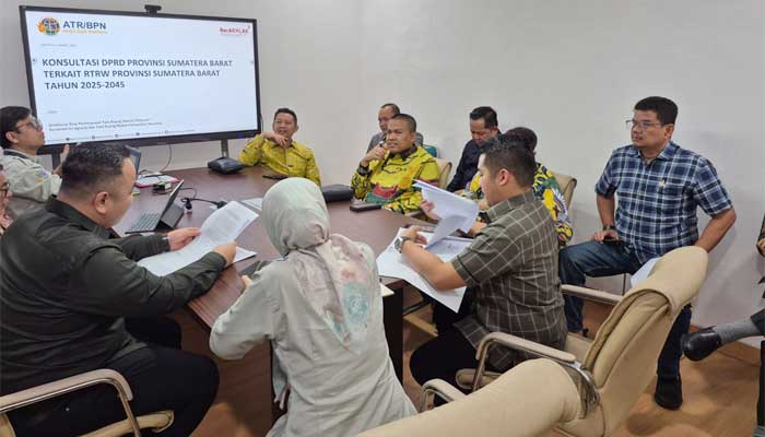 Anggota Pansus RTRW DPRD Sumbar Konsultasi ke Kementerian ATR/BPN