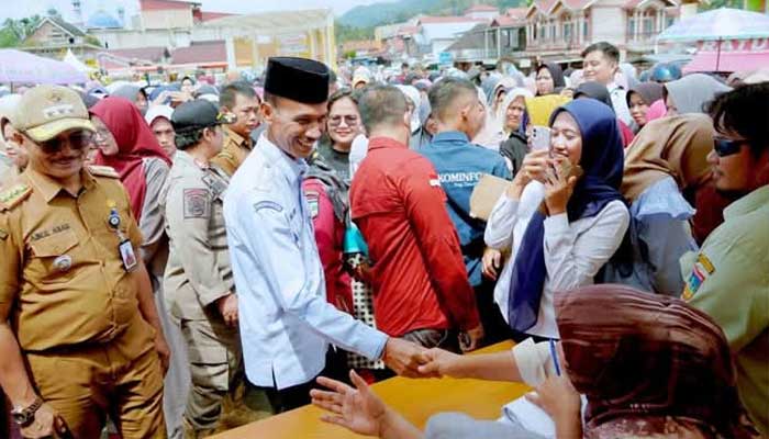 Pemkab Solok Selatan Gelar Operasi Pasar Murah, Tersedia 4.113 Paket 1 Pemkab Solok Selatan Gelar Operasi Pasar Murah