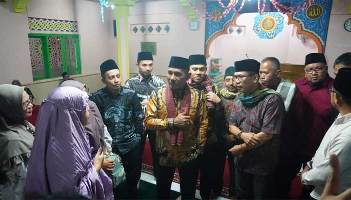 Bupati Safni pimpin Tim Safari Ramadan I Pemerintah Kabupaten Limapuluh Kota, mengunjungi Masjid Al-Hidayah Jorong Manganti, Nagari Jopang Manganti, Kecamatan Mungka