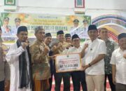 Wagub Vasko Serahkan Bantuan Rp 50 Juta untuk Pembangunan Masjid Ampek Lingkuang Lubuk Alung