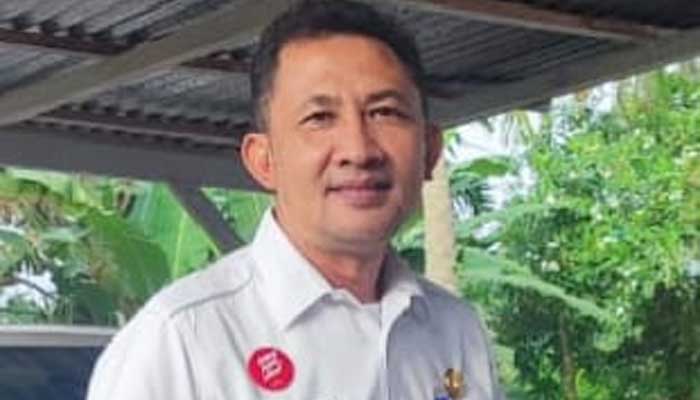 Plt. Kepala Dinas Lingkungan Hidup Perumahan Rakyat dan Permukiman Kabupaten Limapuluh Kota, Yuniwal