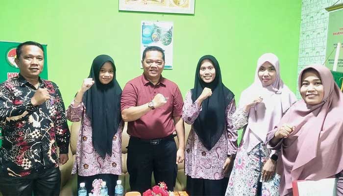 Dua Siswi MAN Sawahlunto Melaju ke Final Nasional KOSSMI 2025