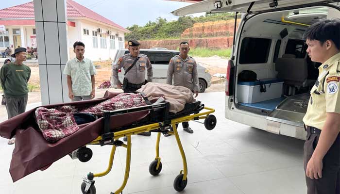 Jenazah Penumpang Bus ALS di IGD RSUD Sungai Dareh siap diantar kepada keluarga korban