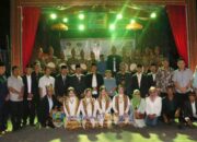 Pentas Seni Budaya HUT ke-12 Kabupaten Pesisir Barat di Pantai Labuhan Jukung Meriah