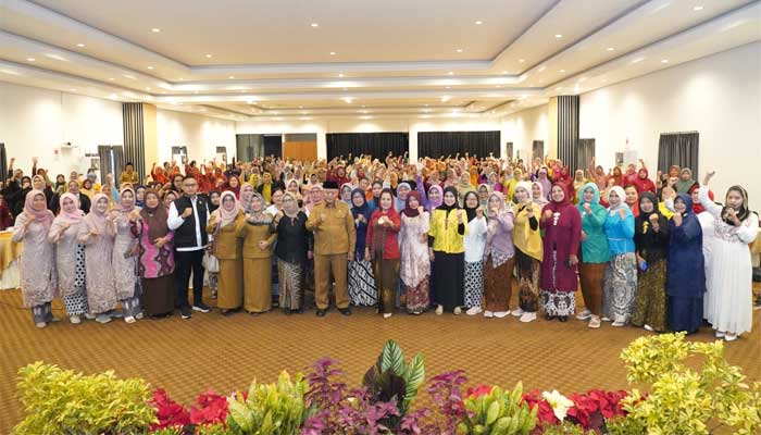 Sarasehan dan Halal Bihalal Koperasi Wanita Malang Raya