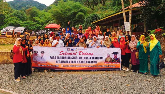 Sekolah Lansia Kecamatan Lareh Sago Halaban