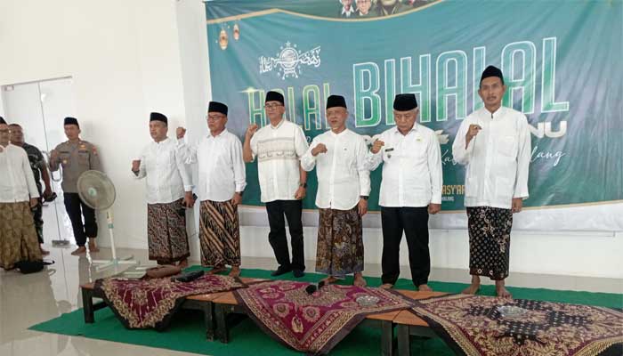 Bupati Malang Hadiri Halal Bihalal PCNU dan Sosialisasi Sertifikasi Wakaf BHPNU