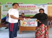 Pemdes Anggut Kembali Salurkan BLT-DD Langsung Tiga Bulan Kepada 18 KPM