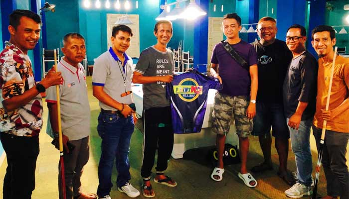 Pebiliar PWI Kota Payakumbuh-Kabupaten Limapuluh Kota menggelar latihan di Point Billiard