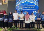 KORPRI Sumbar Serahkan Cinderamata untuk ASN Jemaah Calon Haji 2025
