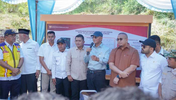 Bupati Solok Dampingi Menteri PU Tinjau Lokasi Sekolah Rakyat dan Jalan Aie Dingin