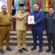 Gubernur Mahyeldi serahkan nota pengantar Rancangan Peraturan Daerah (Ranperda) tentang RPJMD Provinsi Sumbar tahun 2025-2029