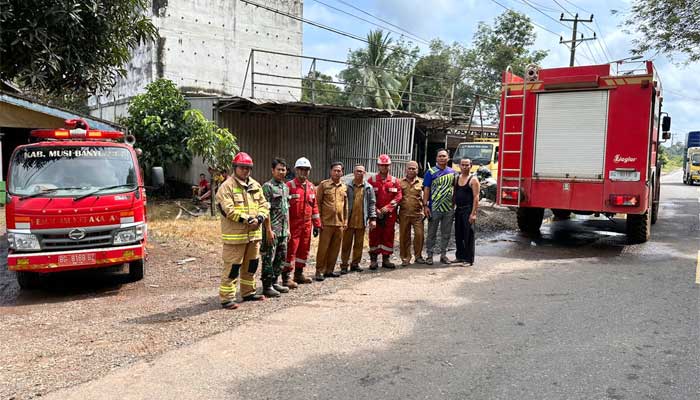 Tim Pemadam Kebakaran Musi Banyuasin