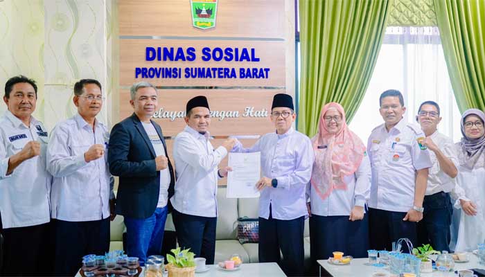 Wakil Bupati Solok Berkunjung ke Dinas Sosial Sumbar