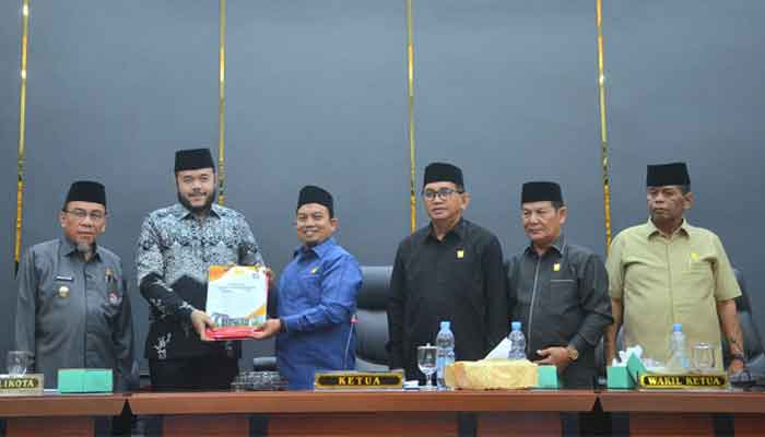 DPRD Kota Padang Sepakati Perubahan KUA PPAS APBD TA 2025