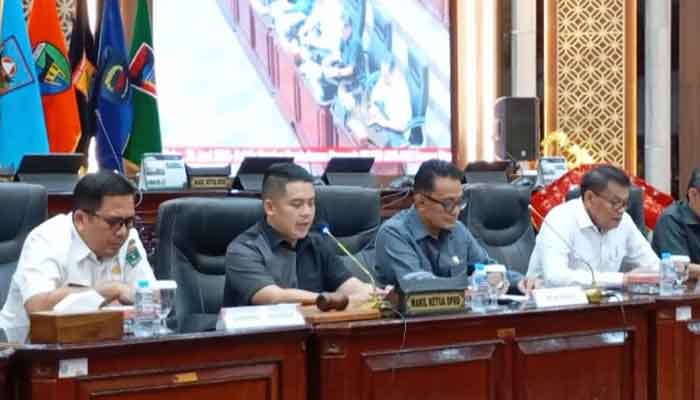 DPRD Sumbar Gelar Public Hearing Ranperda RPMJD 2025-2030