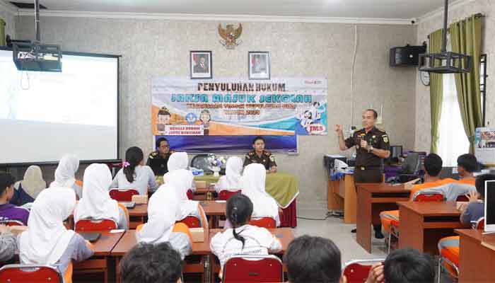 Kejati Kepri adakan program Jaksa Masuk Sekolah di SMPN 16 Tanjungpinang