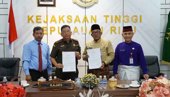 Kejati Kepri Terima Penghargaan atas Dukungan Tata Kelola Pemerintahan Kota Tanjungpinang 1 Kejati Kepri Terima Penghargaan atas Dukungan Tata Kelola Pemerintahan Kota Tanjungpinang