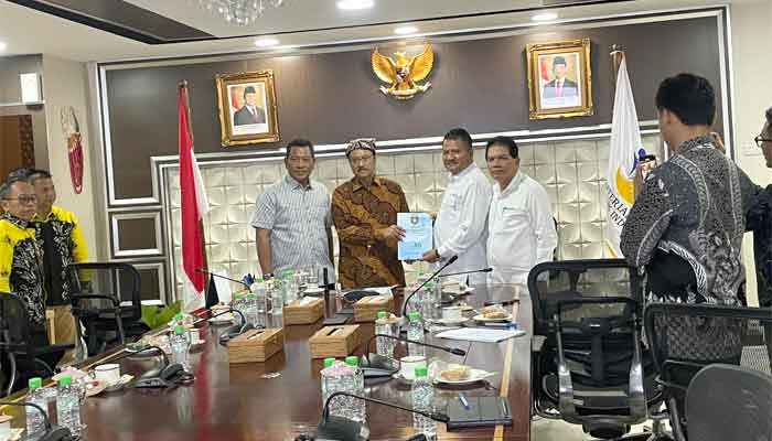 Pemkab Asahan Temui Menteri Sosial