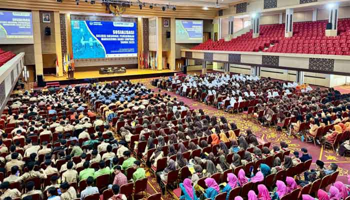 Lebih 2000 Siswa SMA SMK Kota Padang Ikuti Sosialisasi SNPMB 2025 di Auditorium UNP