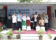 Salurkan 10.000 Paket Bantuan Seragam, Wamensos: Semua Anak Harus Sekolah