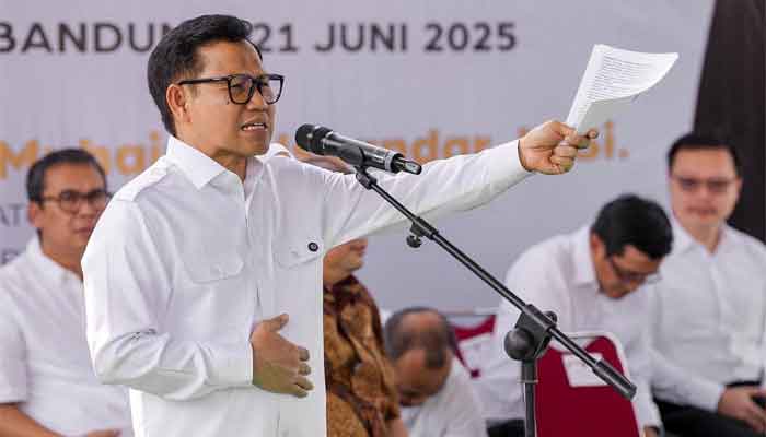 Menko PM Targetkan Indonesia Bebas Kemiskinan Ekstrem pada 2026