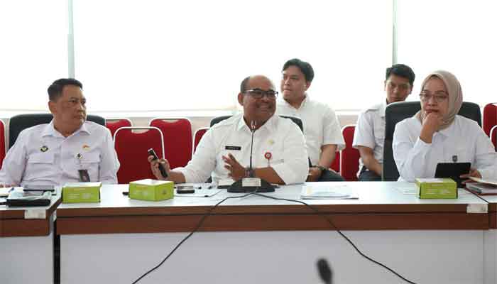 Dirjen Bina Adwil Kemendagri, Safrizal berikan keterangan pers