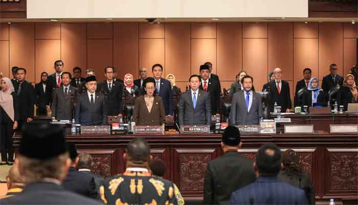 Sidang Paripurna DPD RI Serukan Perdamaian Dunia 1 Sidang Paripurna DPD RI