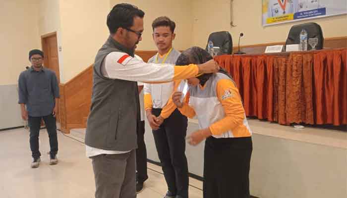 Kepala Dinas Pariwisata Pemuda dan Olahraga Kabupaten Solok Selatan, Pamil Ruskamdani saat membuka Bimtek bagi pelaku dan pengelola objek wisata