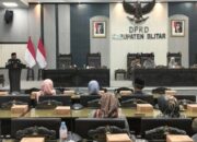 DPRD Kabupaten Blitar Gelar Rapat Paripurna, Bupati Sampaikan Jawaban atas Pandangan Umum Fraksi-Fraksi Terkait Ranperda Pertanggungjawaban APBD 2024