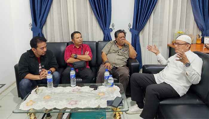 Komunitas Hitam Putih Kenalkan Festival Pamenan Minangkabau ke Diskominfo Padang Panjang