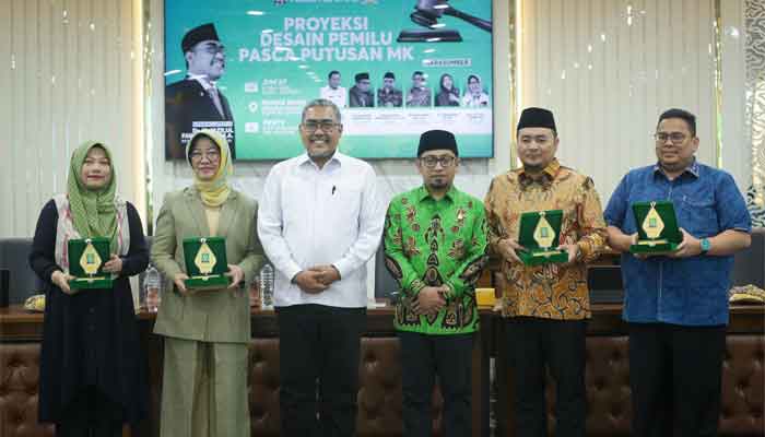 MK Pisahkan Jadwal Pemilu, KPU Minta Seleksi Penyelenggara Serentak 1 Diskusi publik "Proyeksi Desain Pemilu Pasca Putusan MK" yang dihelat Fraksi PKB di DPR RI