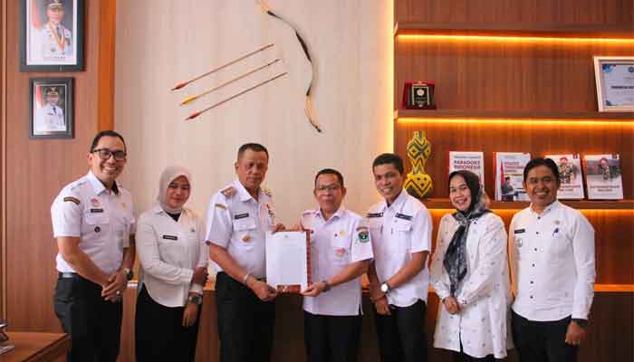 Wakil Wali Kota Payakumbuh, Elzadaswarman, menerima kunjungan Dinas Pemberdayaan Masyarakat dan Desa (DPMD) Provinsi Sumatera Barat