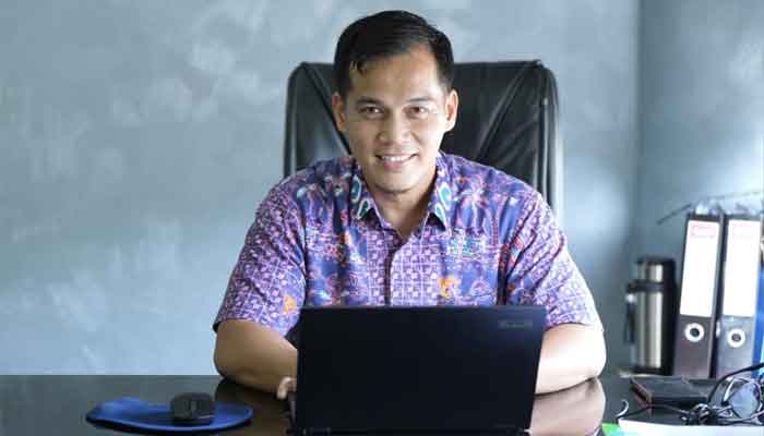 Kepala Bagian Protokol Pemprov Sumbar, Ade Pratama