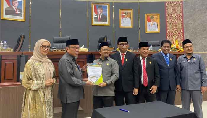 DPRD Kota Padang bersama Pemko Sepakati KUA PPAS APBD 2026