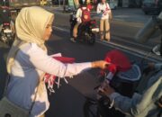 DPC Gerindra Blitar Bagikan 500 Bendera Merah Putih untuk Tebalkan Cinta Tanah Air