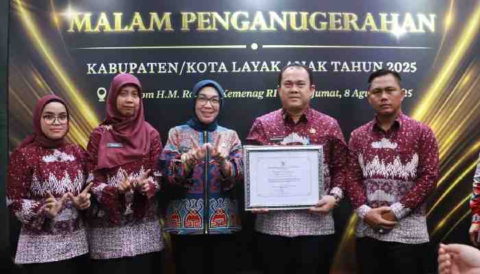 Pemkab Way Kanan Kembali Raih Penghargaan Kabupaten Layak Anak 2025 Kategori Nindya